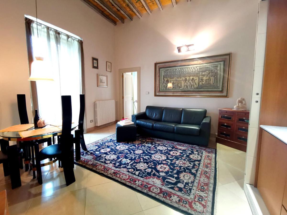 Scesa San Michele Apartment Bari Exterior photo